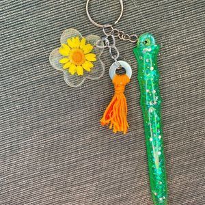 Green glitter self defense keychain